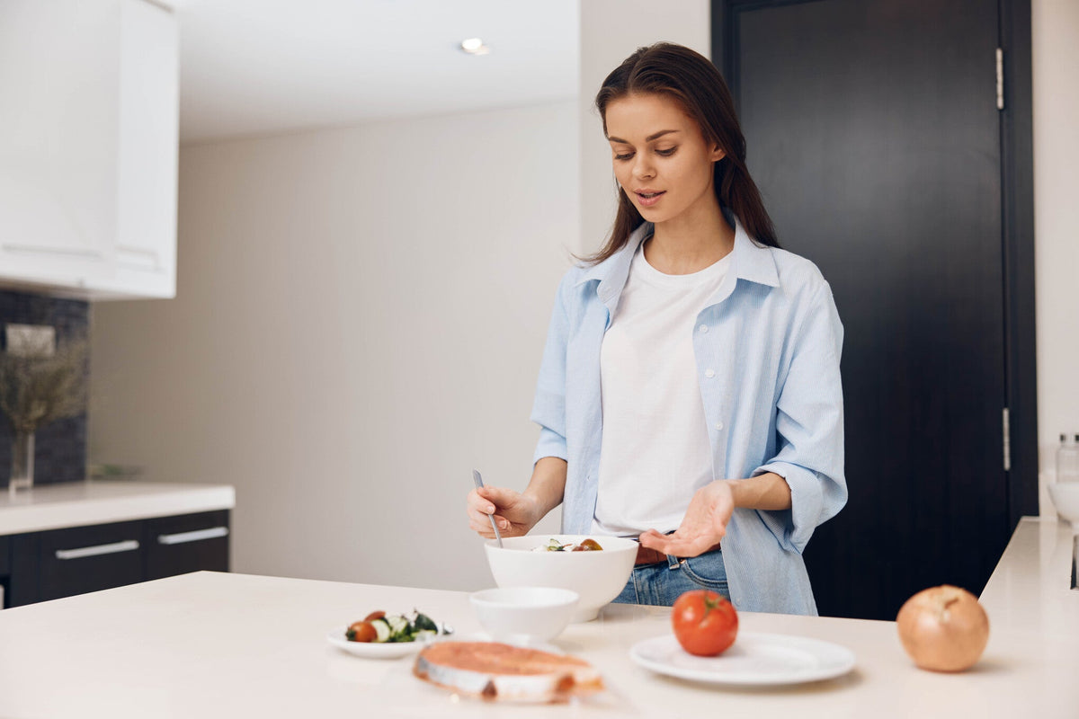 Weighing After Eating: What Does the Scale Mean?